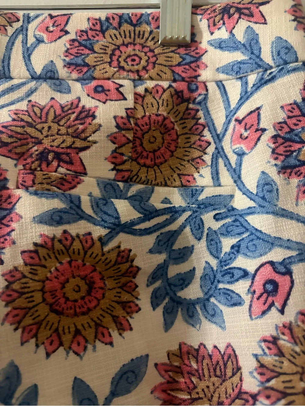 J. Crew Hayden Kick Flare Pants White  With Pink, Gold, Blue Floral Size 6